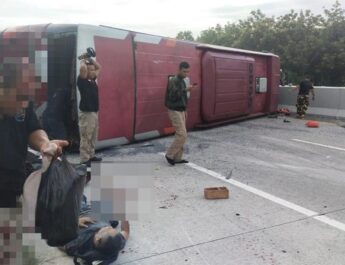 kecelakaan-bus-rombongan-partai-hanura-di-tol-ngawi-sebabkan-3-orang-luka